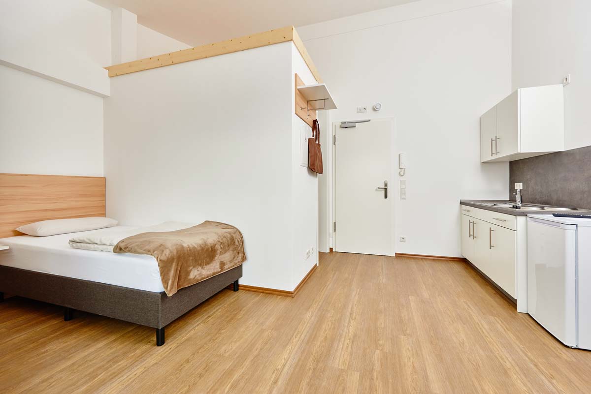 Möbliertes single Apartment mit Küche und Bad am Zimmer